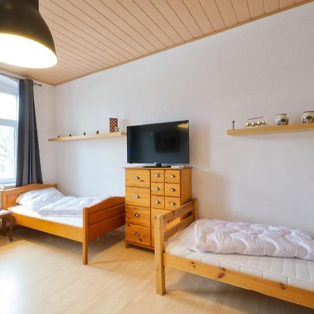 Ferienwohnung Am Busbahnhof Аннаберг-Бухгольц Екстер'єр фото