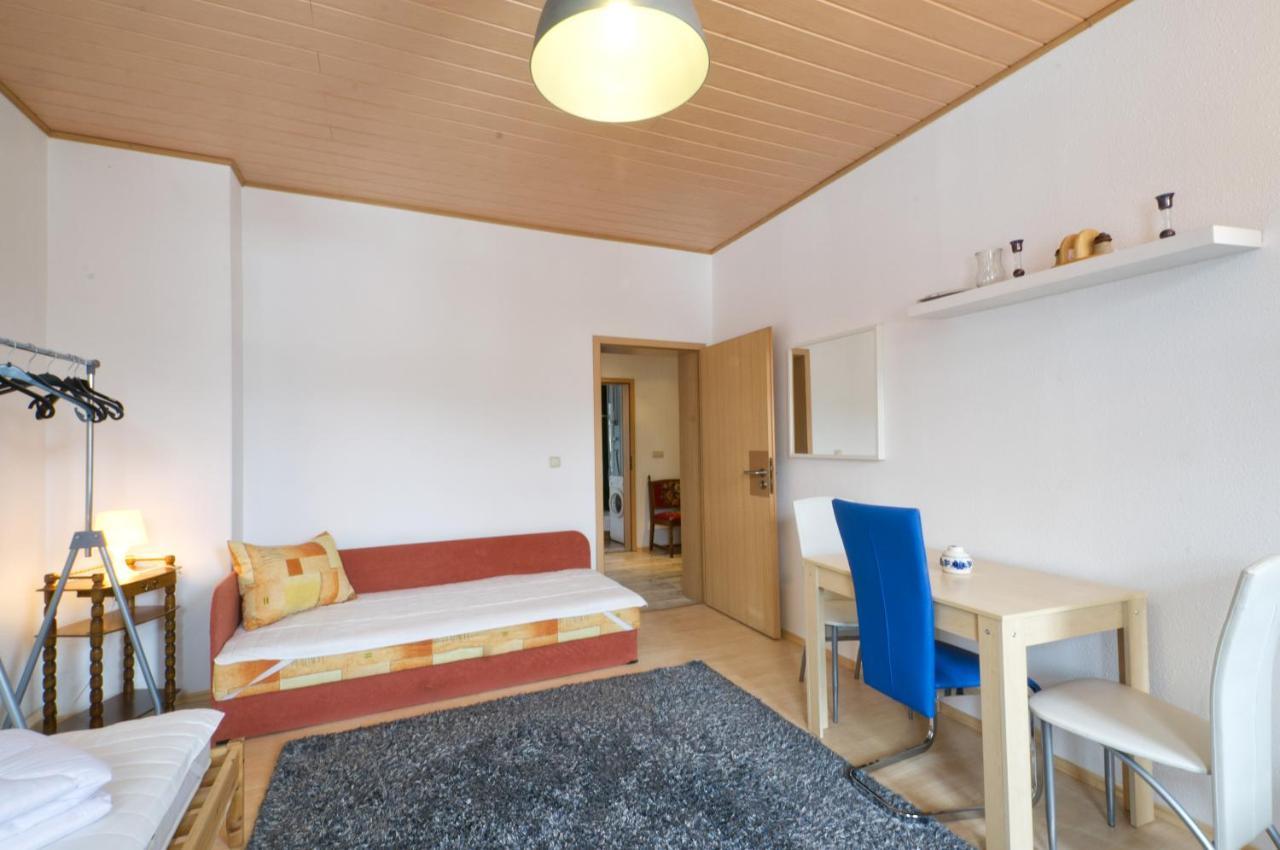 Ferienwohnung Am Busbahnhof Аннаберг-Бухгольц Екстер'єр фото